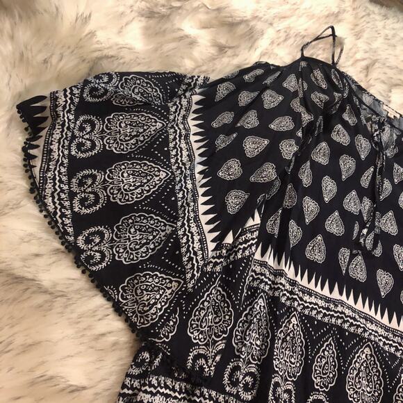 En Creme ASOS Boho Bandana Print Dark Blue & White Cold Shoulder Shift Dress - Picture 10 of 12